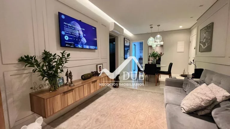 Imagem Lindo Apartamento à venda 2 quartos com dependência no Embaré em Santos