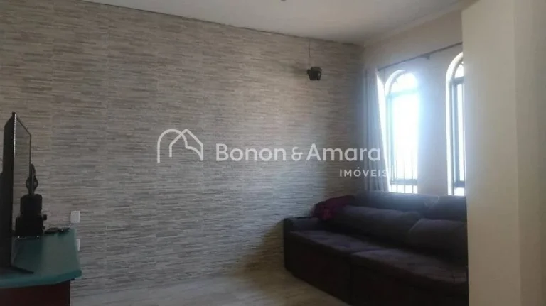 Imagem Casa à venda no Jardim Santa Genebra em Campinas, com 280m² de área construída.
Sobrado estilo m...