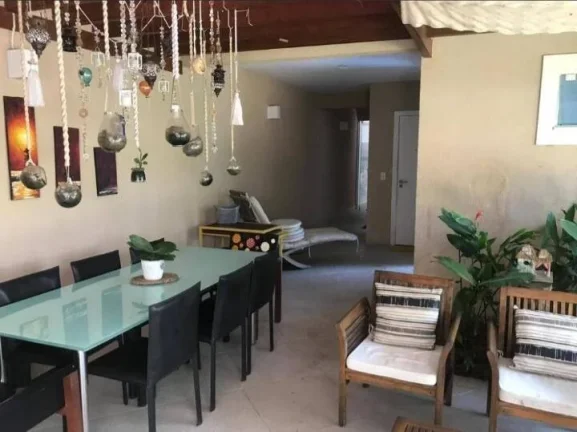 Imagem Casa Triplex Condomínio Mansões Barra da Tijuca