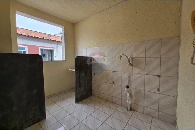 Imagem Apartamento á venda com 2 quartos e com 42m² em Paciência - Rio de Janeiro