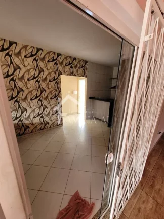 Imagem Casa Averbada com 80m² no Jardim Iririú