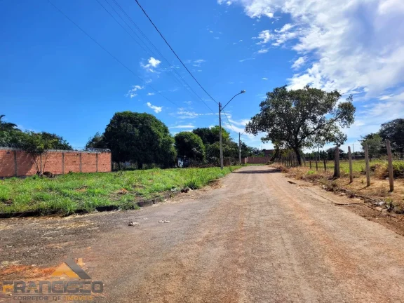 Imagem LOTE DE ESQUINA NO LOTEAMETNO VILLAR BAVIERA EM ABADIA