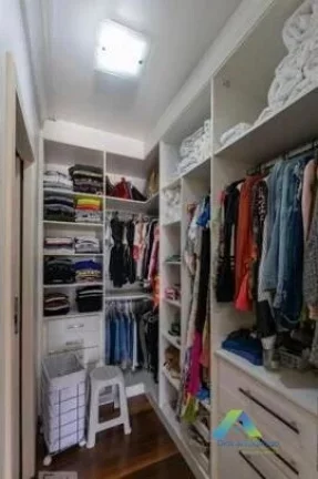 Imagem Casa em condomínio 380 metros, 3 dormitórios, 3 suítes, 3 vagas com excelente localização e valor !!!