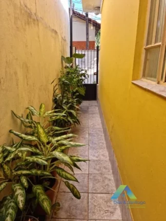 Imagem Sobrado com ótima localização 2 dormitórios