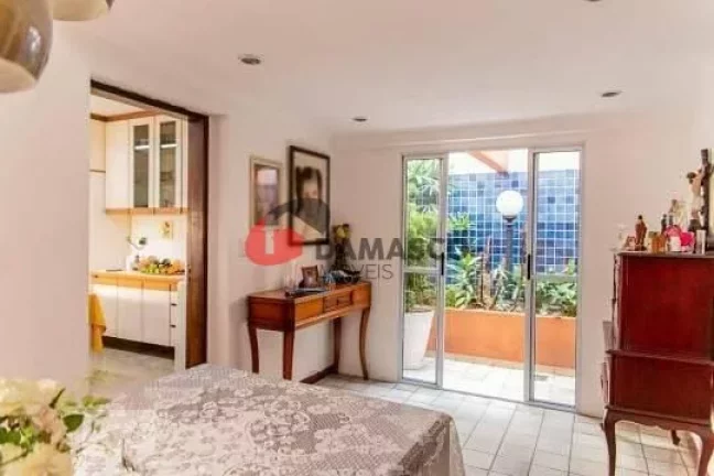 Imagem Sobrado à venda 4 Quartos, 4 Suites, 8 Vagas, Jardim, Santo André - SP