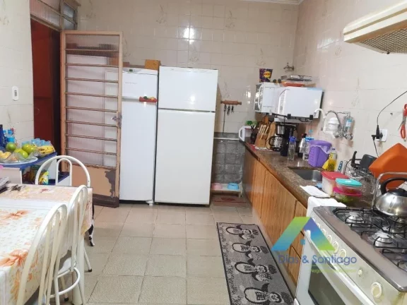 Imagem Sobrado 165 m² com 2 dormitórios, , edicula em cima com imenso quintal tipo varanda