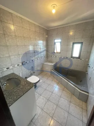Imagem Apartamento á venda com 3 dormitórios no centro de Torres/RS