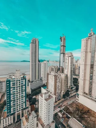 Imagem Apartamento 4 ou + dormitórios para Venda em Balneário Camboriú / SC no bairro Pioneiros