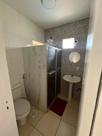 Imagem Casa em condomínio de 3 qtos, 1 suíte, varanda e churrasqueira, em condomínio fechado com piscina a venda ou aluguel em Rio das Ostras