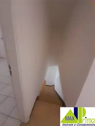 Imagem SOBRADO 02 DORMITÓRIOS, 02 WC E 02 VAGAS