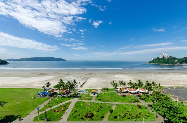 Kitnet Cinematográfico Porteira Fechada na Praia do Itararé, São Vicente
