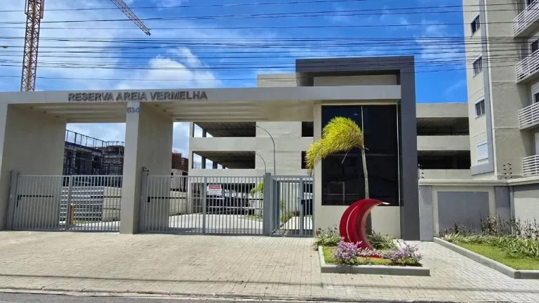 Imagem Apartamento com 2 dormitórios à venda, 54 m² por R$ 430.000,00 - Intermares - Cabedelo/PB