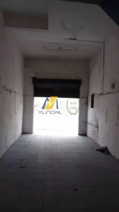 Imagem Salão Comercial de 24m² com Banheiro - Aluguel por R$1500 Mensais