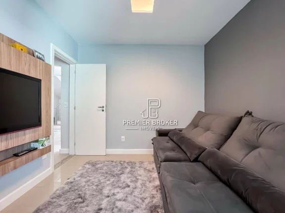 Imagem Casa com 3 dormitórios à venda, 192 m² por R$ 1.270.000,00 - Pimenteiras - Teresópolis/RJ