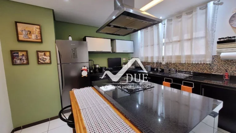 Imagem Apartamento com 3 dormitórios sendo 1 suite, , 166 m² - venda por R$ 1.360.000 ou aluguel por R$ 10.440/mês - Gonzaga - Santos/SP