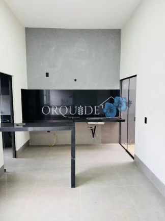 Imagem Casa para venda em Rio Verde-GO, no Jardim Europa: 3 quartos, 1 suíte, 1 sala, 2 banheiros, 2 vagas, 82m²