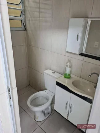 Imagem Casa com 1 quarto para alugar, 20 m² por R$ 1.153/mês - Vila Galvão - Guarulhos/SP