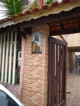 Imagem Casa para Venda em Itanhaém, Vila Loty, 2 dormitórios, 1 suíte, 2 banheiros, 2 vagas