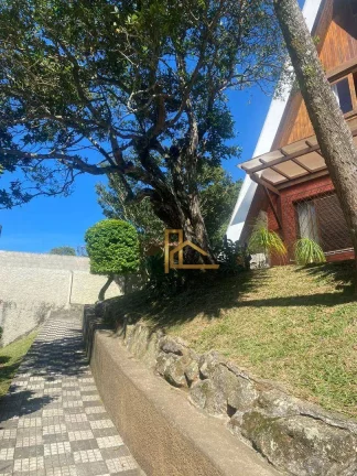 Imagem Casa à venda, 126 m² por R$ 630.000,00 - Jardim Cascata - Teresópolis/RJ