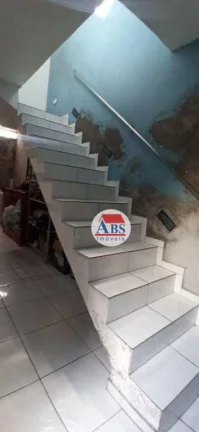 Imagem Amplo Sobrado com 5 dormitórios à venda, 198 m² por R$ 340.000 - Jardim Nova República - Cubatão/SP