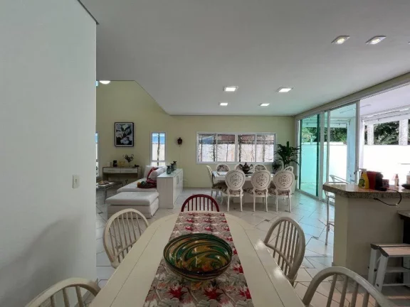 Imagem Casa com 6 dormitórios à venda, 321 m por R$ 4.111.000,00 - Riviera