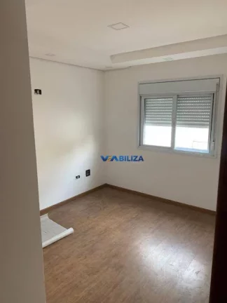 Imagem Sobrado em Condomínio Fechado com Piscina - Bosque Maia. Aceita Permuta!
