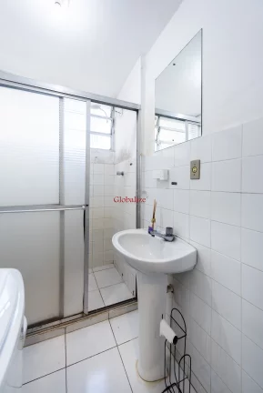 Imagem Apartamento mobiliado, frente mar para locação em Santos por $ 2.200,00 Pacote.
