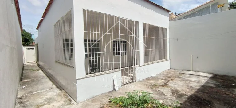 Imagem Casa à venda com 03 Quartos - Jardins - Mantena - MG