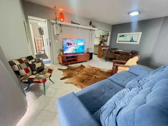 Imagem Apartamento com 2 dormitórios sendo 1 suíte e 1 vaga de garagem– 450m da Praia em Balneário Camboriú