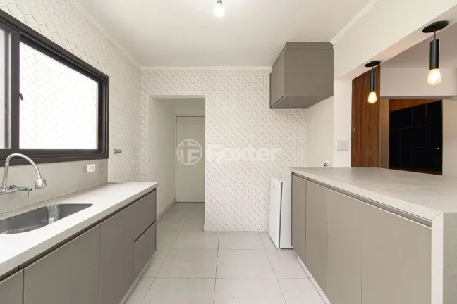 Imagem Apartamento 72M², 3Q, 1 Suíte, 2 Banheiros, 1 Vaga, Piscina, Churrasqueira, Salão de Festas e Jogos, Quadra, Gerador, Brinquedoteca, Playground.