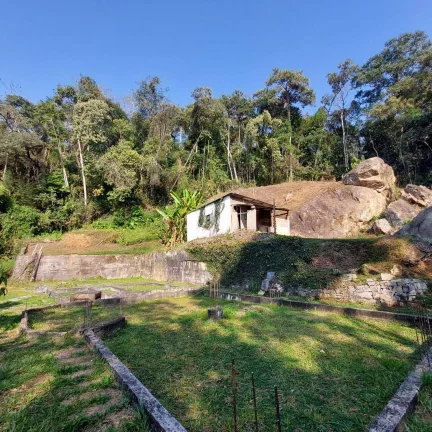 Imagem TERRENO EM BAIRRO NOBRE DE NOVA FRIBURGO.