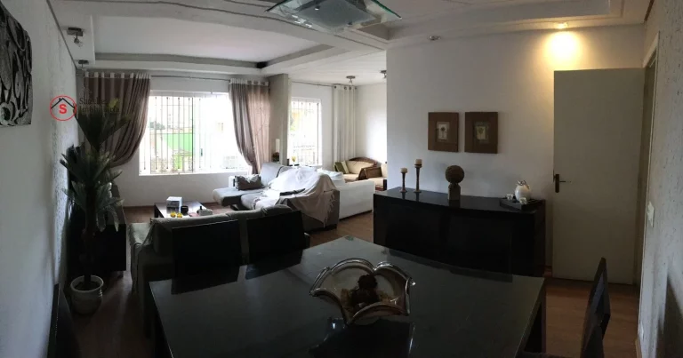 Imagem CASA ASSOBRADADA COM 3 DORMITÓRIOS PARA VENDA, AO LADO DO LARGO DA VILA ZELINA. 2 VAGAS DE GARAGEM, QUINTAL, CHURRASQUEIRA. A 12 MINUTOS A PÉ DO METRÔ