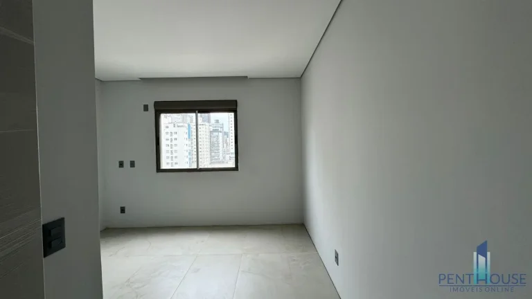 Imagem Apartamento Zona Central para Venda em Balneário Camboriú, CENTRO, 3 dormitórios, 3 suítes, 4 banheiros, 3 vagas