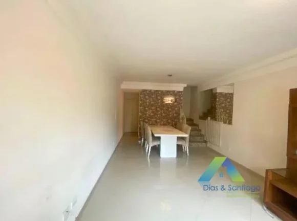Imagem Casa Sobrado a venda com 03 quartos e 03 vagas de garagem- Cupece