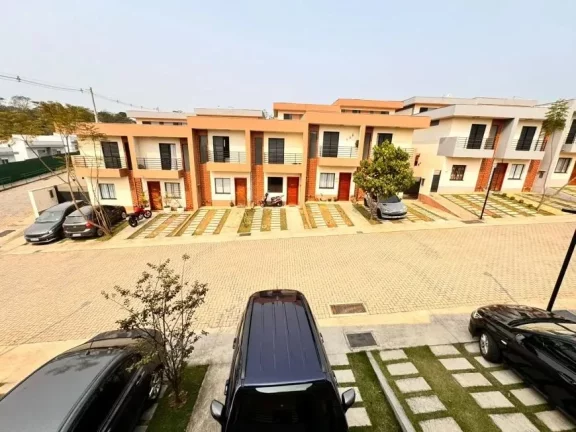 Sobrado com 2 dormitórios à venda, 118 m² por R$ 550.000,00 - Parque Santa Rosa - Suzano/SP