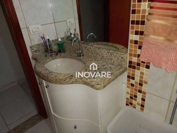 Imagem Casa com 3 dormitórios à venda, 180 m² por R$ 800.000,00 - Setor Santos Dumont - Itumbiara/GO