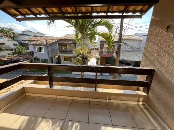 Imagem Casa à venda em Macaé-RJ, bairro Cancela Preta! 3 quartos, 1 suíte, 4 banheiros, 3 vagas, 233m². Venha conferir!