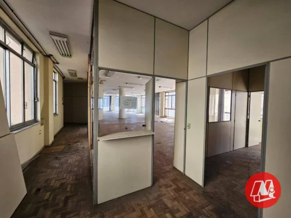 Imagem Aluga-se e Vende-se Andar Corporativo de 607m² no Centro Histórico