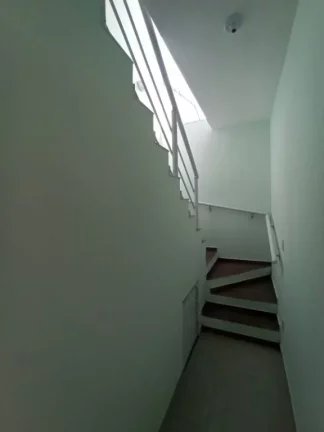 Imagem Sobrado com 2 dormitórios à venda, 90 m² por R$ 350.000,00 - Jundiapeba - Mogi das Cruzes/SP