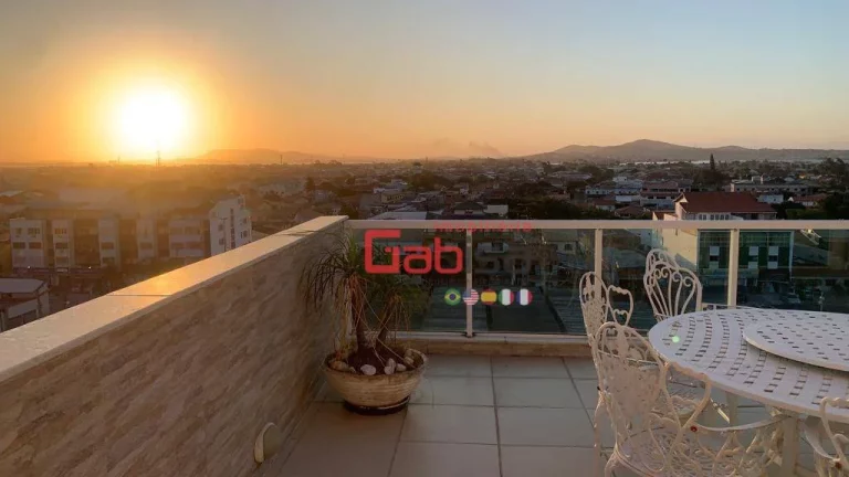 Imagem Cobertura com 3 dormitórios à venda, 130 m² por R$ 780.000,00 - Braga - Cabo Frio/RJ