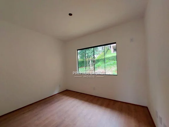 Imagem Casa à venda, 127 m² por R$ 925.000,00 - Vargem Grande - Teresópolis/RJ