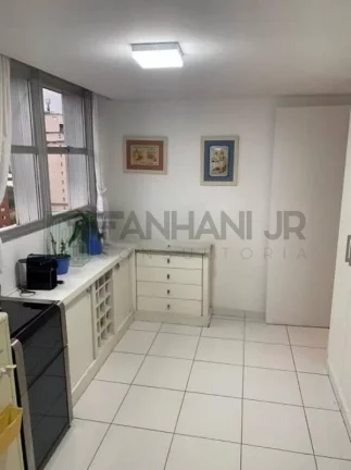 Imagem Descubra o seu novo lar no coração do Itaim Bibi! Com uma localização privilegiada na Rua Camargo Cabral, este magnífico apartamento de 280m² é a defi