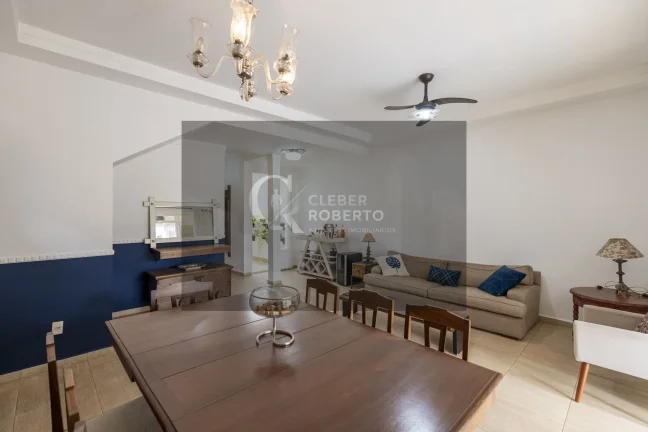 Imagem Sobrado à venda com Vista Deslumbrante e Lazer Com 250m² de terreno e 208m²