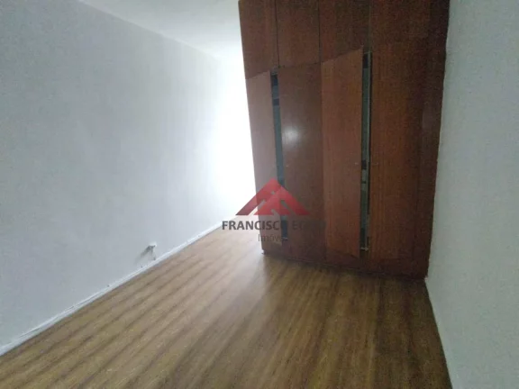 Imagem Apartamento com 2 dormitórios para alugar, 63 m² por R$ 2.163,91/mês - Centro - Niterói/RJ