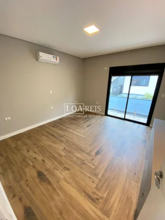 Imagem Residencial Fogaça | Jacareí | 03 Dorm | 02 Suítes | 291m²