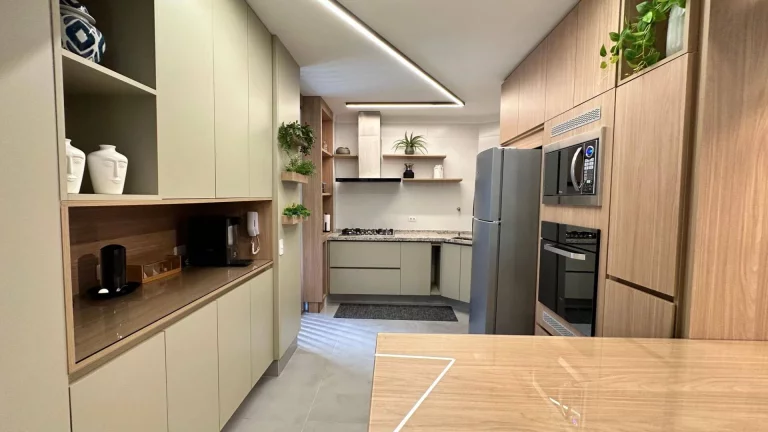 Imagem Apartamento com 3 dormitórios à venda, 121 m por R$ 2.980.000,00 - Riviera