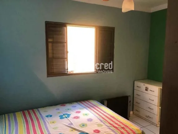Imagem Casa Ampla na Zona Norte de Londrina – 382m² de terreno, 180m² construídos, 3 quartos, 5 vagas e espaço para futura área gourmet!