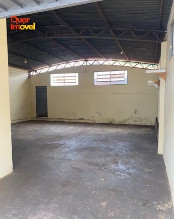 Imagem Galpão Comercial para Locação em Ribeirão Preto-SP, Bairro Parque Industrial Lagoinha: 1 Sala, 1 Banheiro, 4 Vagas, 100m²!