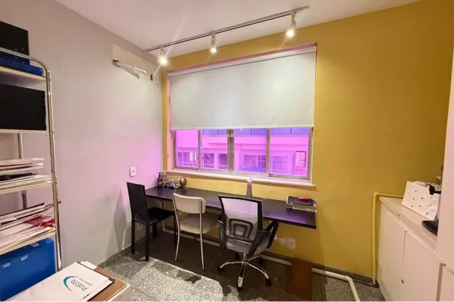 Imagem Conjunto de 3 salas comerciais com 82m2 COM VAGA em Botafogo