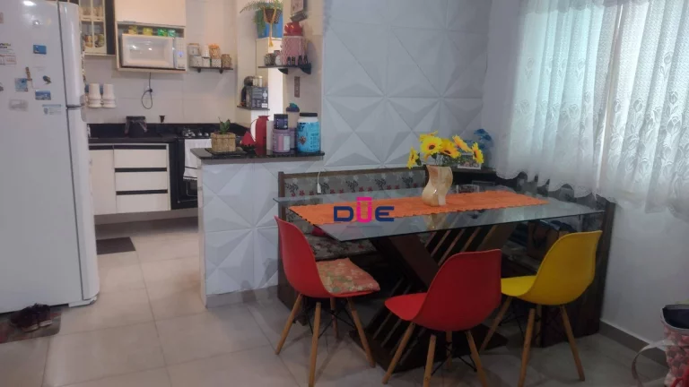 Imagem Apartamento com 2 dormitórios com suíte e 1 vaga demarcada - Campo Grande - Santos/SP